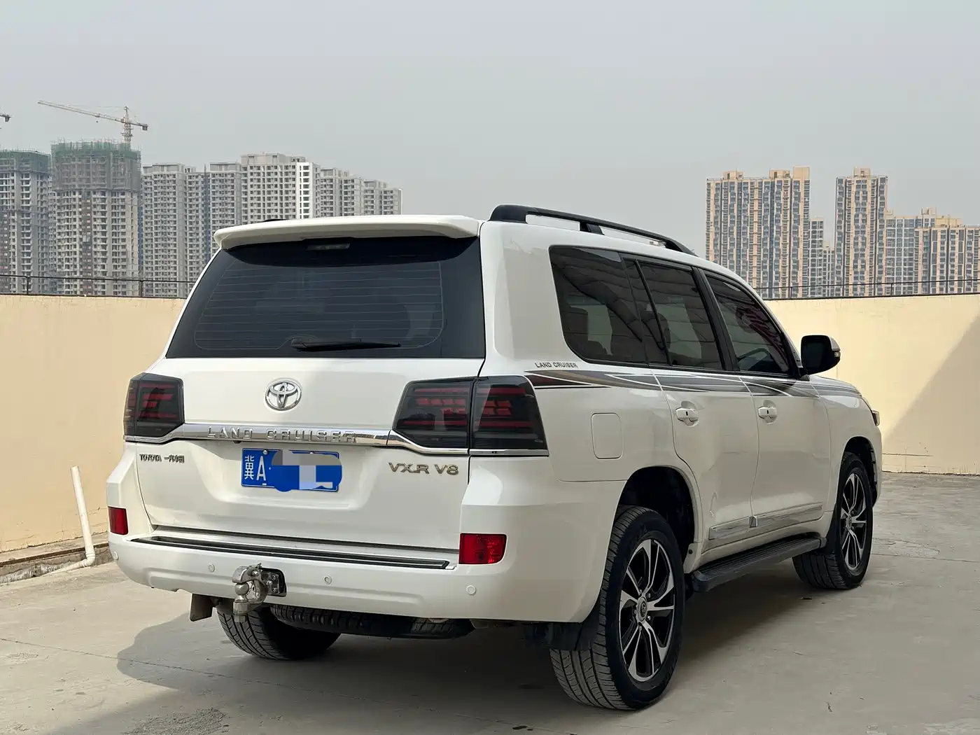 Toyota Land Cruiser 2010 Model 4.7L Automatic VX фото 14