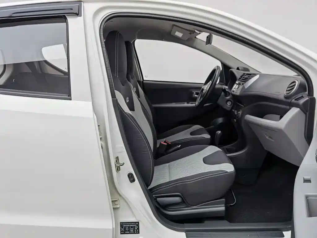 Suzuki Alto 2014 2013 1.0L Automatic Deluxe