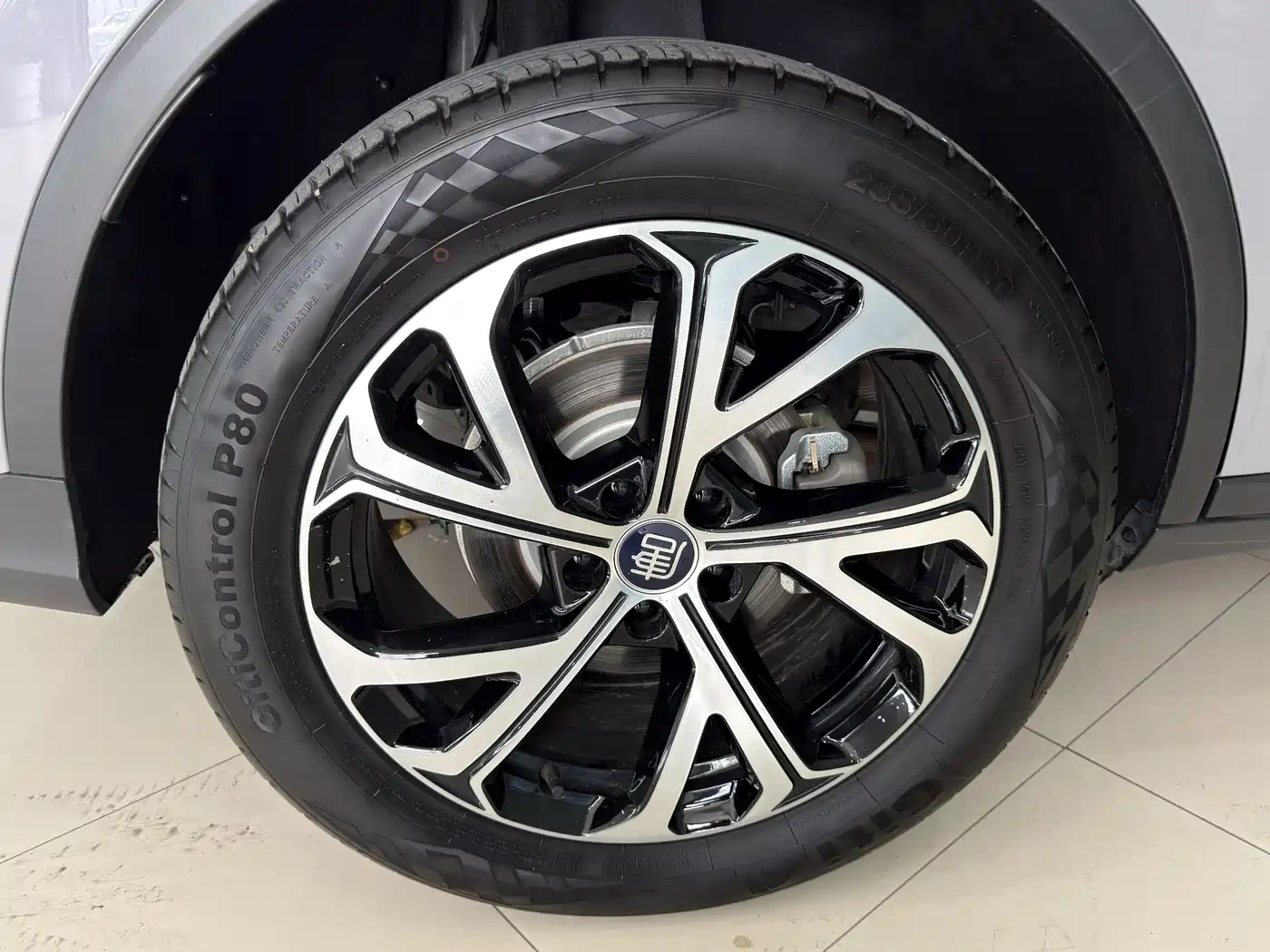 BYD Tang New Energy 2025 DM-i 115KM Flagship фото 16