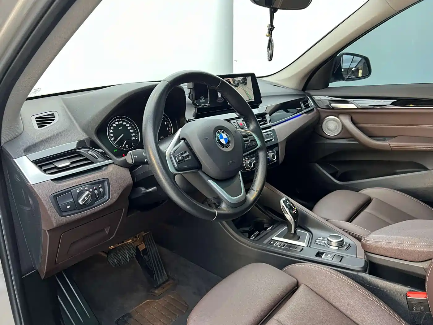 BMW X1 2021 Facelift sDrive20Li Fashion фото 9