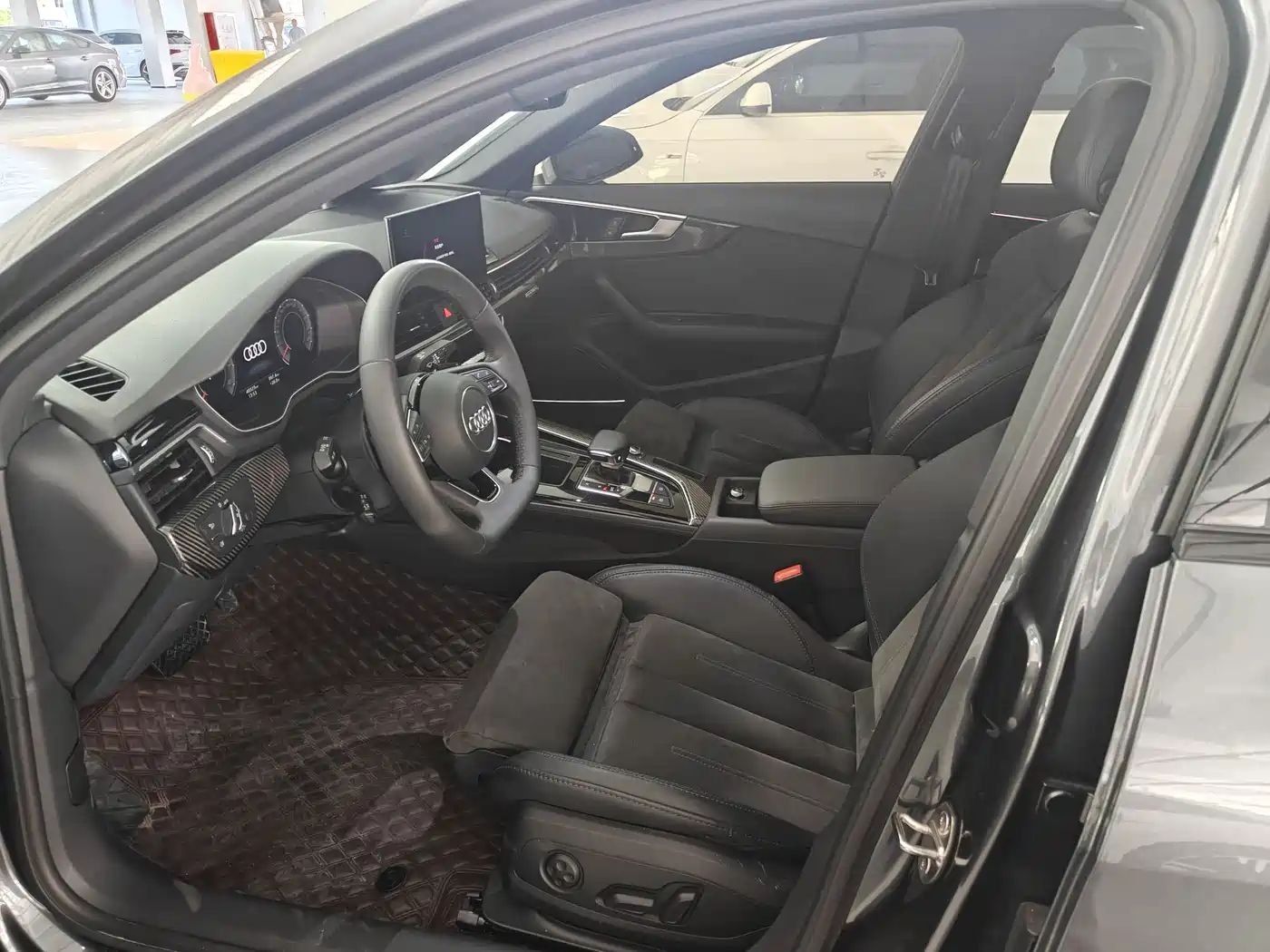 Audi A4L 2022 45 TFSI quattro Premium Dynamic фото 7