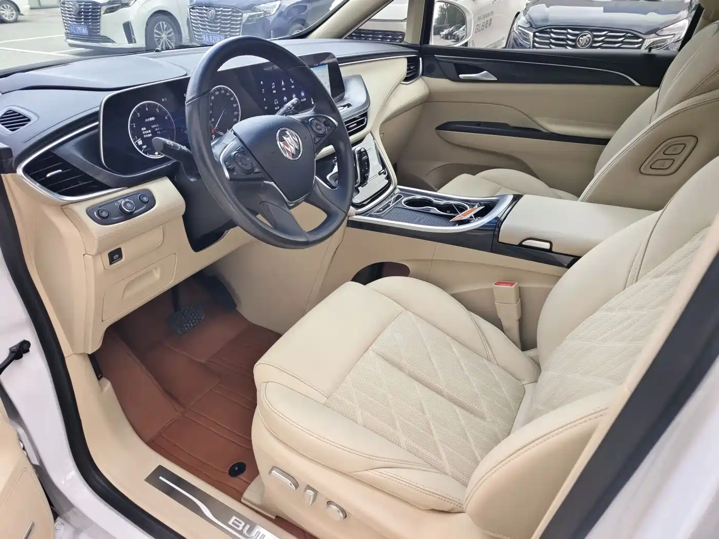 Buick GL8 2022 ES Landmark 653T Flagship фото 10