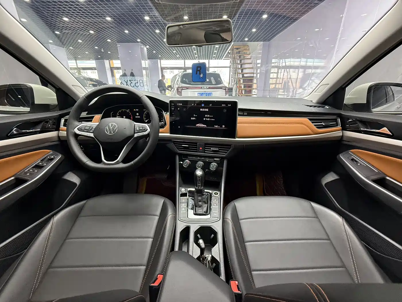 Volkswagen Bora 2023 200TSI DSG Yuexing PRO Edition фото 19