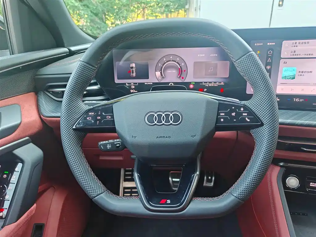 Audi Q5L 2026 Luxury Sport 150kW фото 5