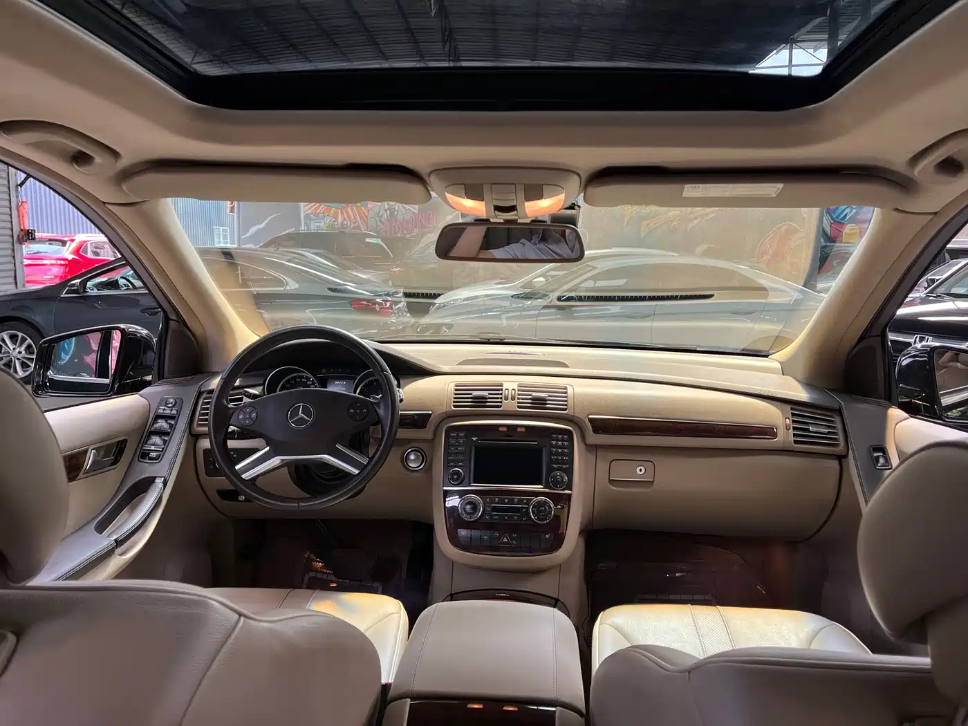 Mercedes-Benz R-Class 2011 R 350 L 4MATIC фото 15