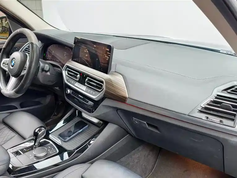 BMW X3 2022 Facelift xDrive30i Leading M Shadow Edition фото 12