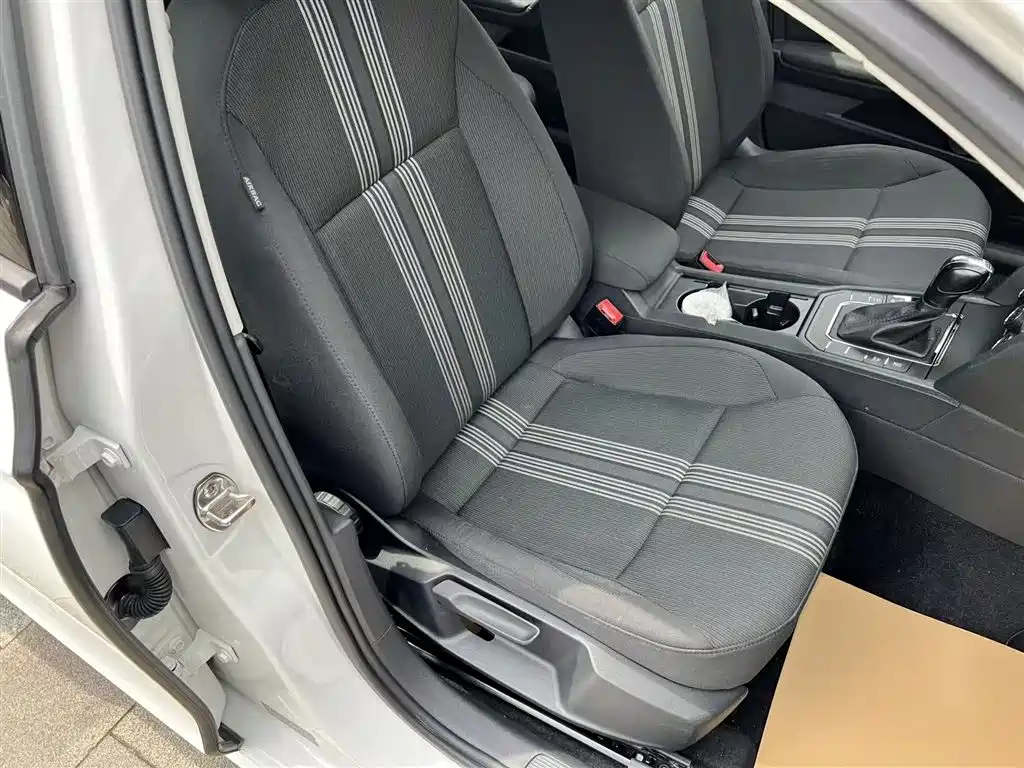 Volkswagen Lamando 2018 230TSI DSG Trend Edition фото 25