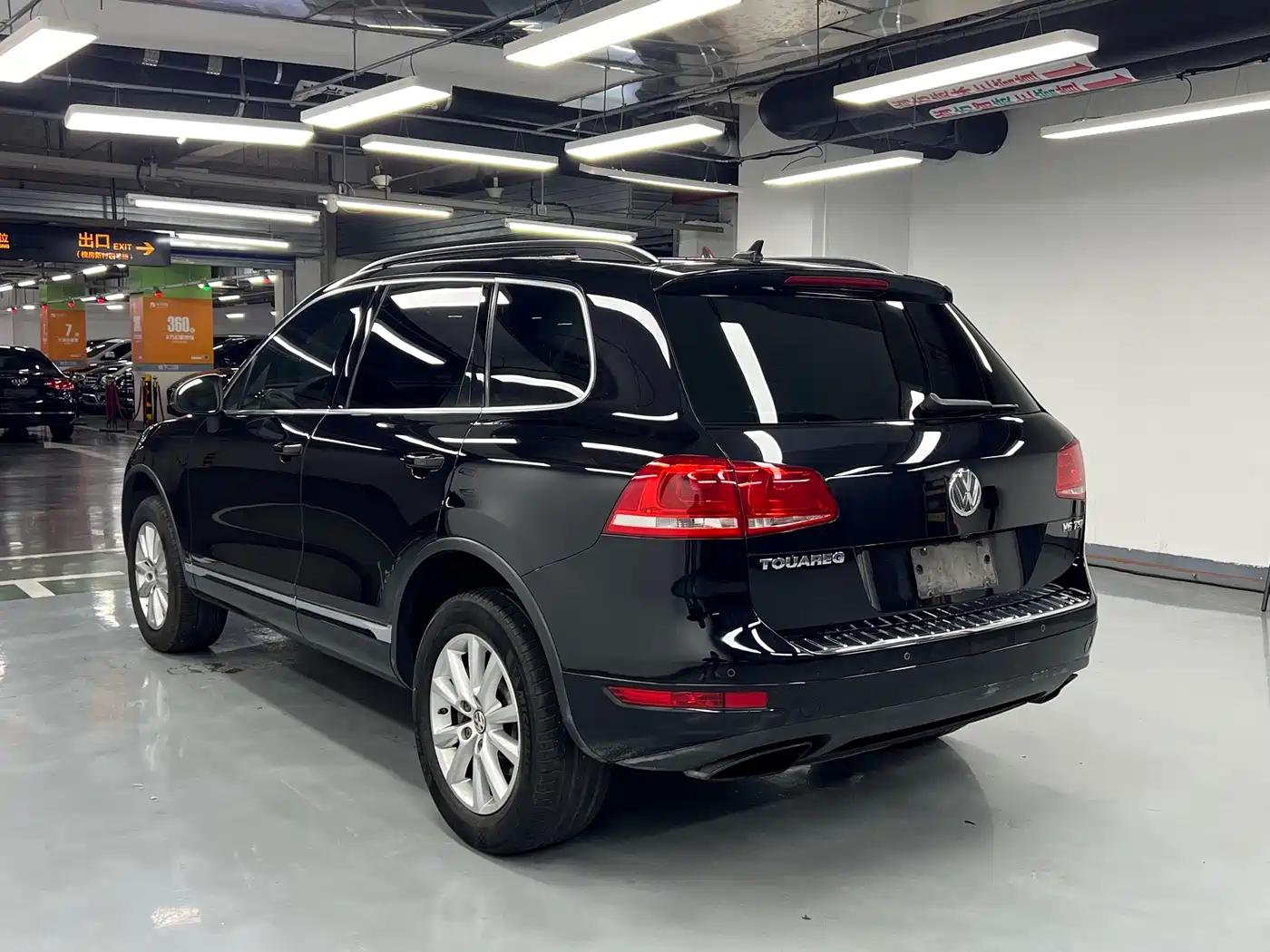 Volkswagen Touareg 2011 3.0TSI Premium фото 4