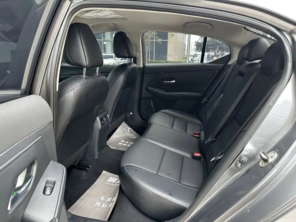 Nissan SYLPHY, миниатюра 12