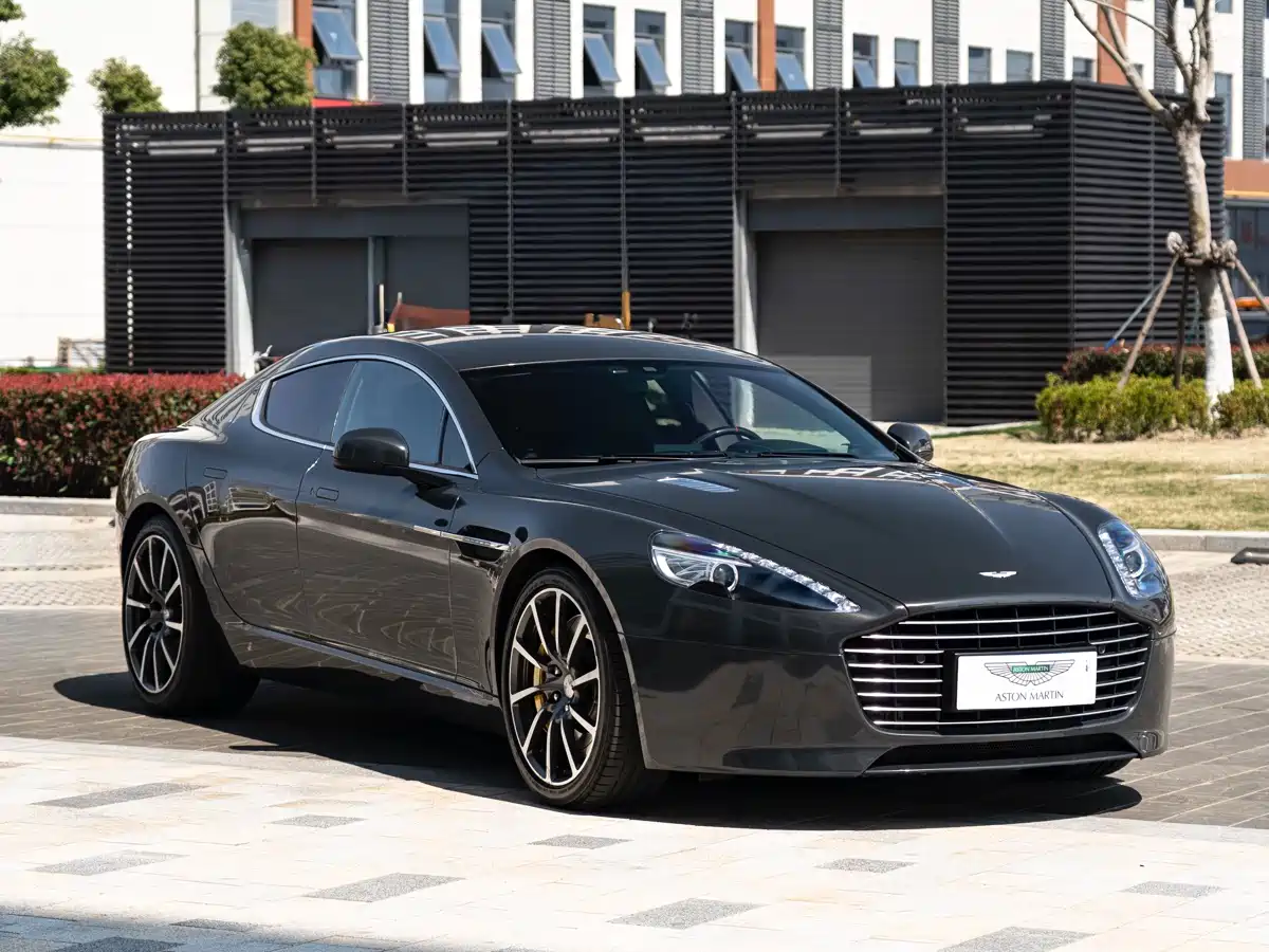 Aston Martin Rapide 2016 6.0L S фото 3