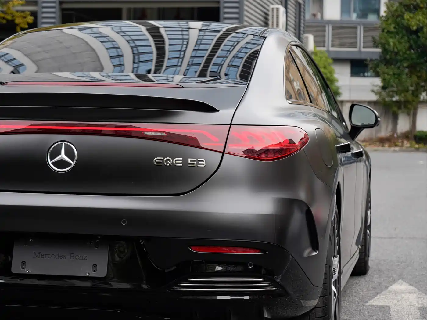 MERCEDES-BENZ EQE AMG