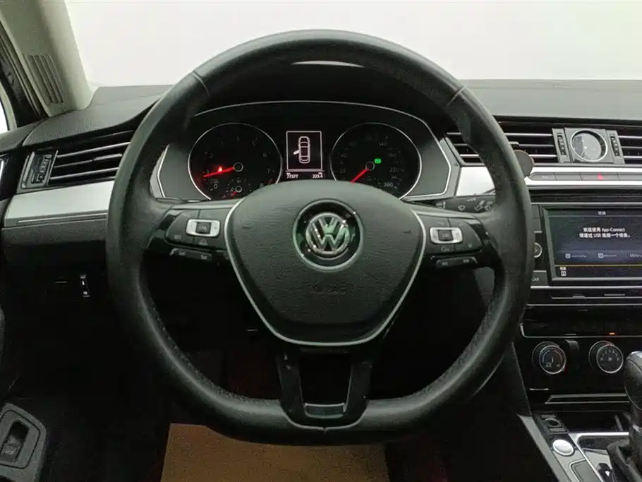 Volkswagen Magotan 2018 280TSI DSG Leading фото 15