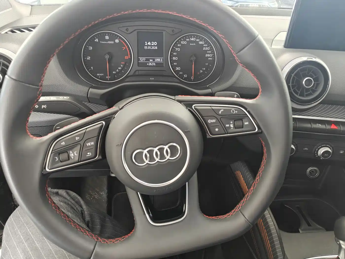 Audi Q2L 2024 35TFSI Progressive Sport фото 8