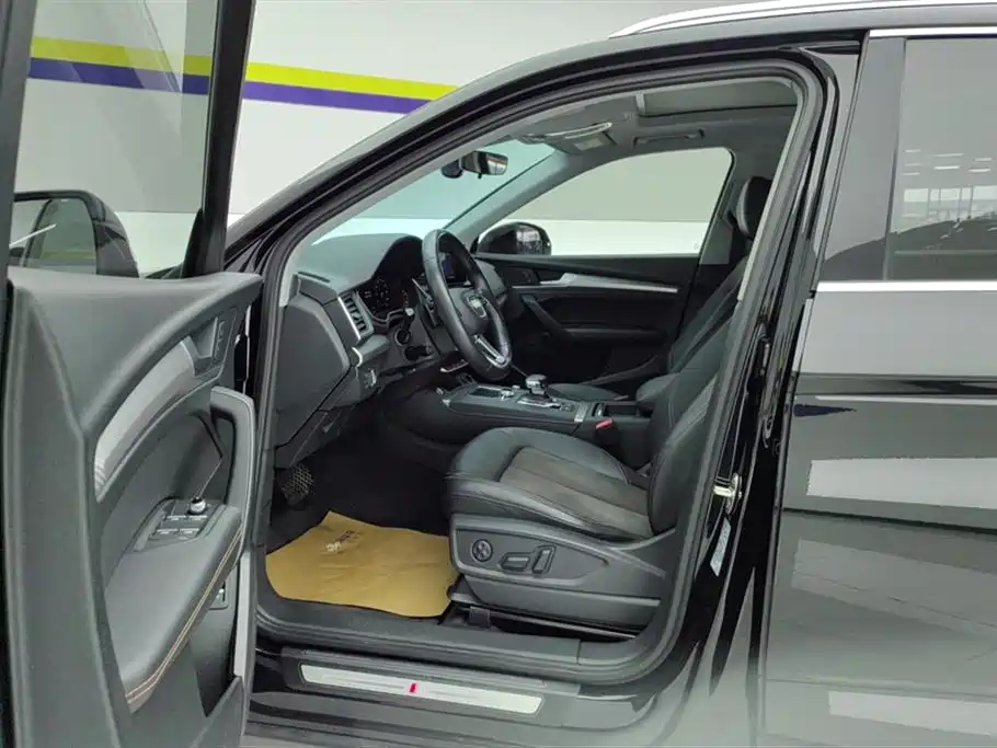 Audi Q5L 2018 45 TFSI Exclusive Fashion (China V) фото 9