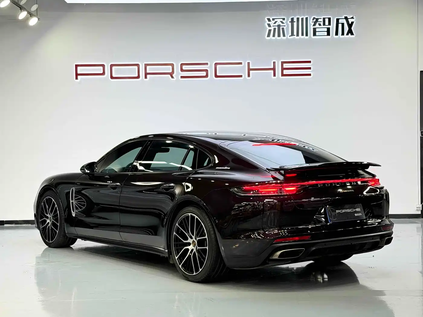 Porsche Panamera 2021 Panamera Executive Long Wheelbase 2.9T фото 10