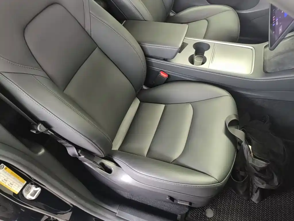 Фото 25 - Tesla Model Y