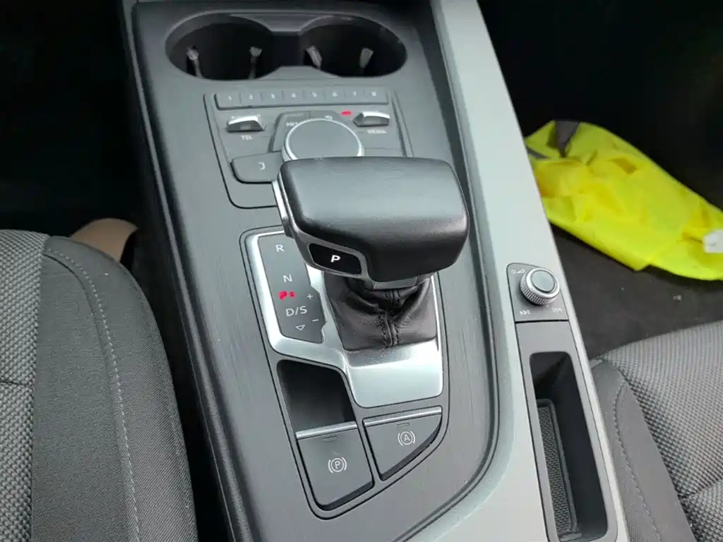 Audi A4L 2019 40 TFSI Progressive (China VI) фото 14