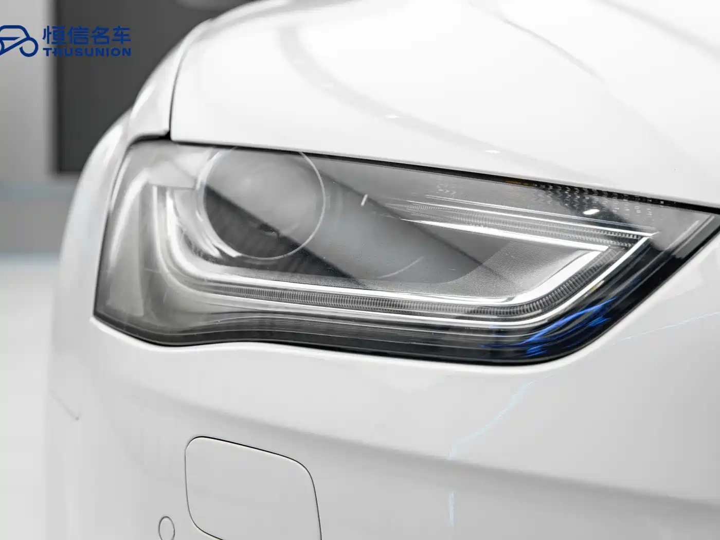 Audi A4L 2013 35 TFSI Automatic Comfort фото 10