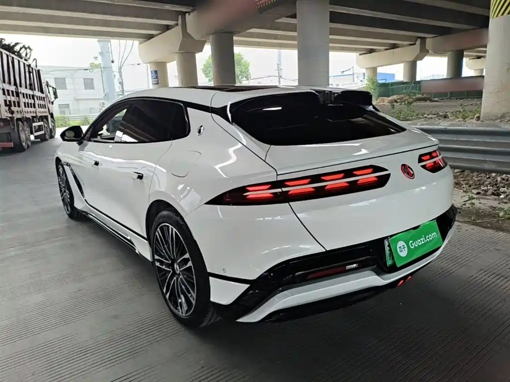 Denza Z9GT 2024 1100 AWD Ultra Edition фото 5