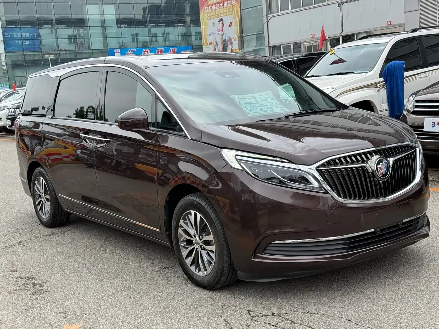 Buick GL8 2017 ES 28T Flagship China V фото 2