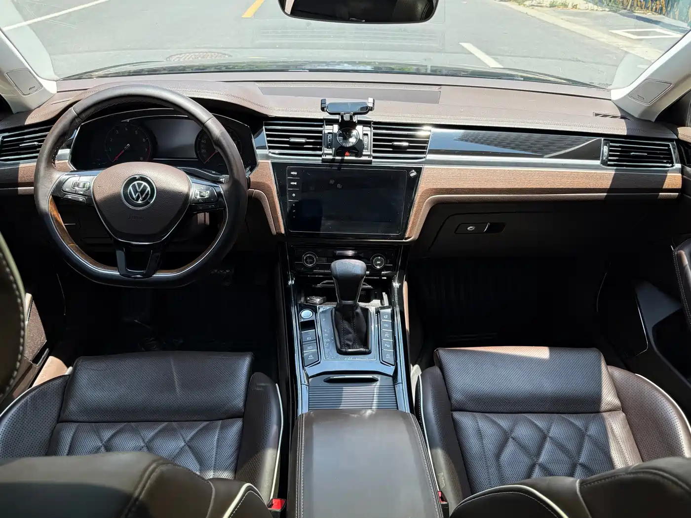 Volkswagen Phideon 2023 2021 380TSI Premium Edition