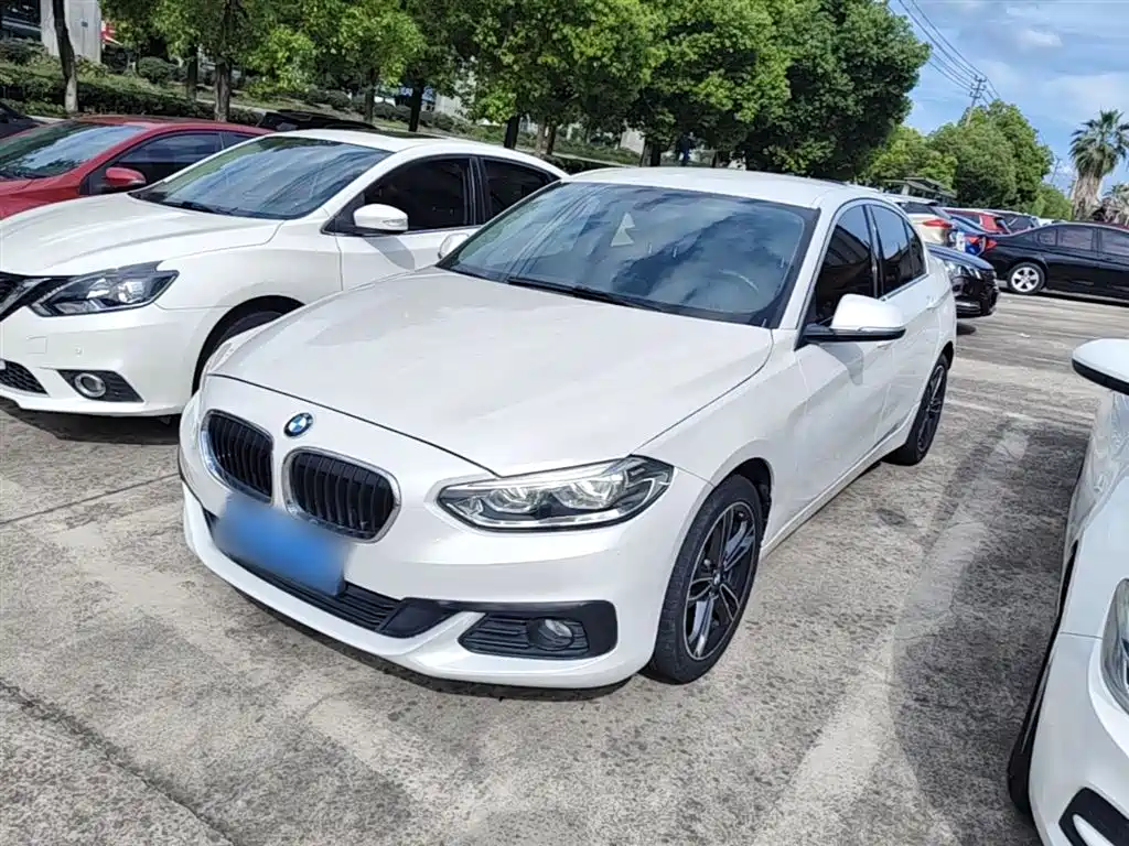 BMW 1 Series 2019 118i Fashion Edition