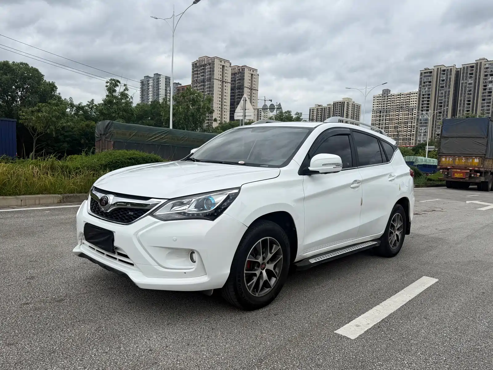 Фото 1 - BYD Song