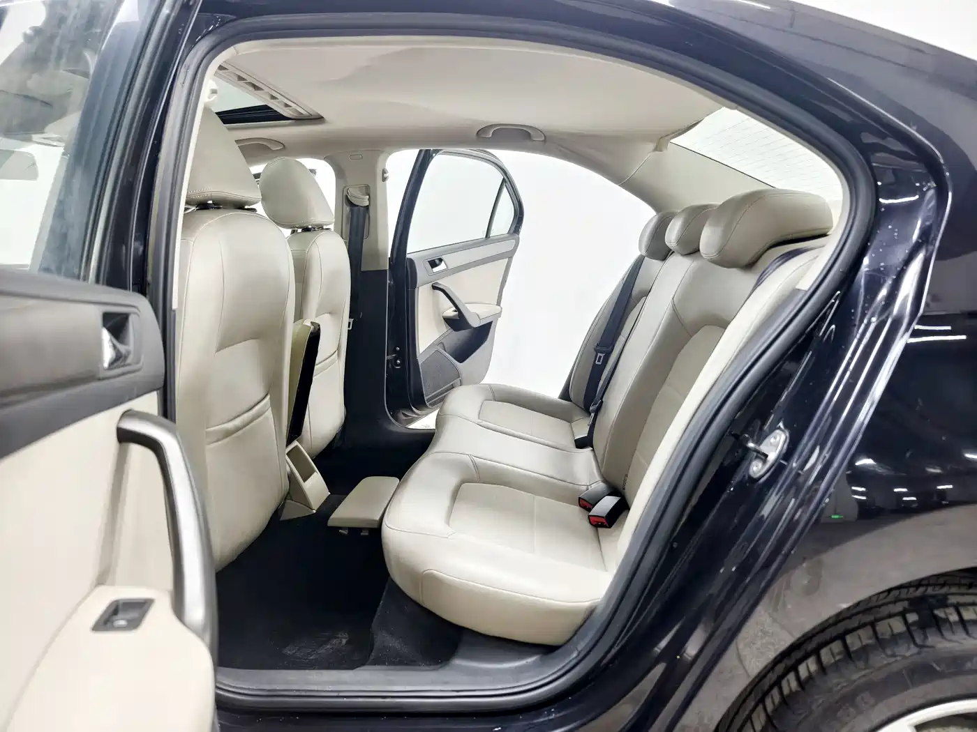 Volkswagen Santana 2013 2013 1.6L Automatic Comfort Edition