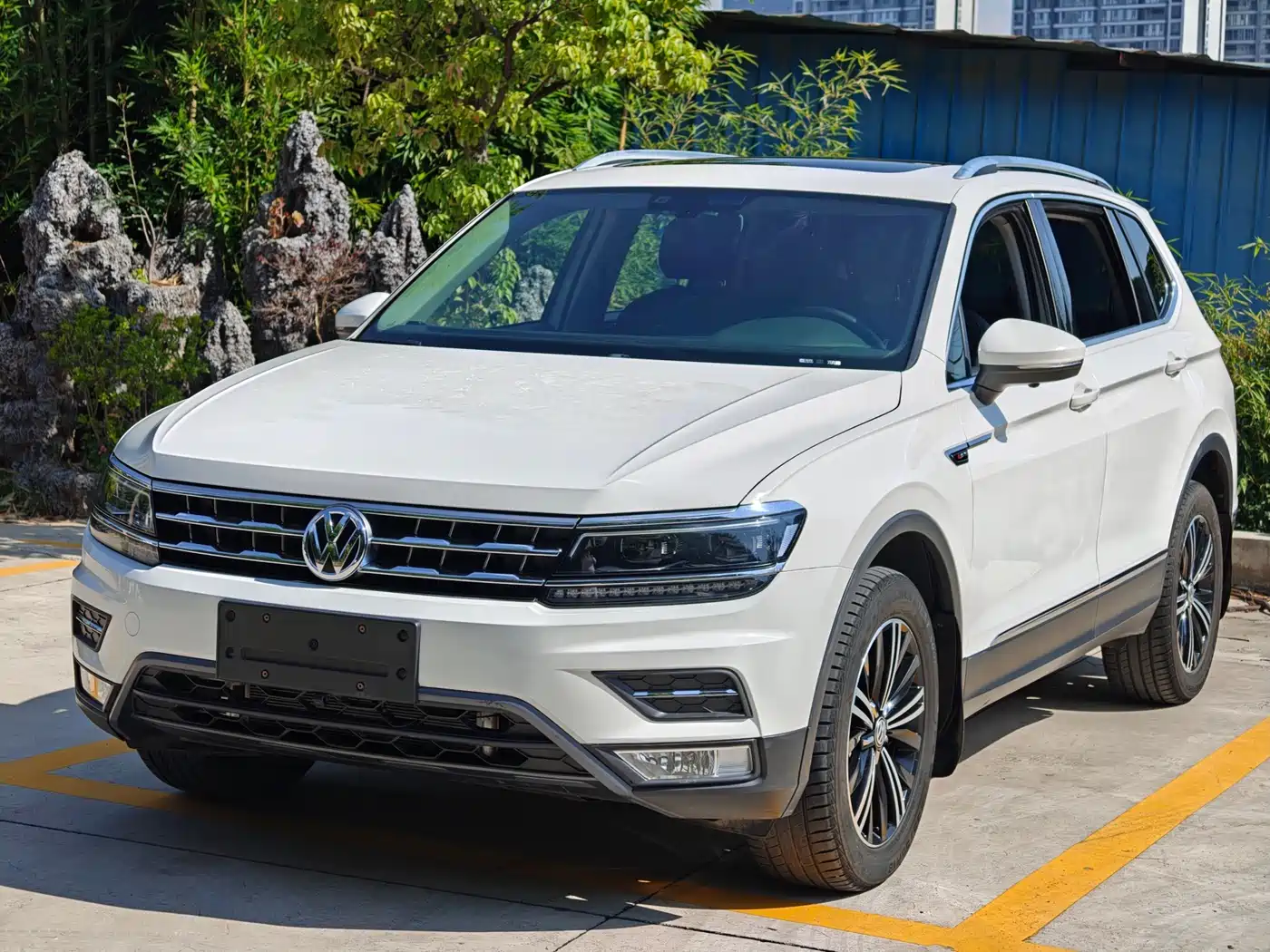 Volkswagen Tiguan L 2017 380TSI Automatic 4WD Luxury Edition