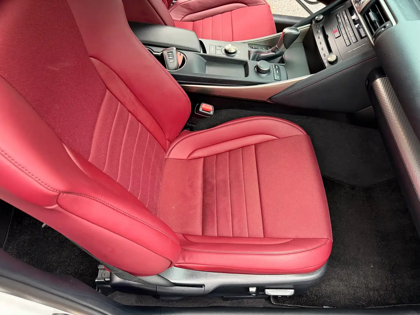 Lexus IS 2017 300 F SPORT фото 5