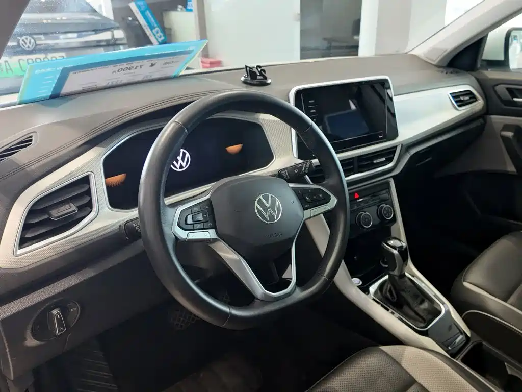 Volkswagen T-Roc, миниатюра 10