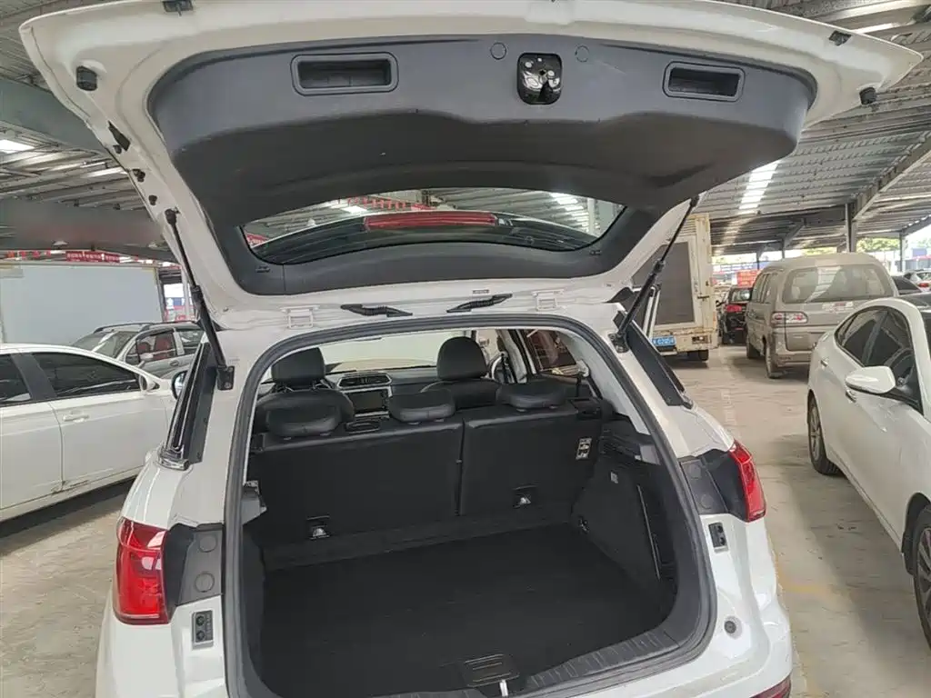 Haval H6 Coupe 2016 Blue Label 1.5T Automatic 2WD Urban фото 19