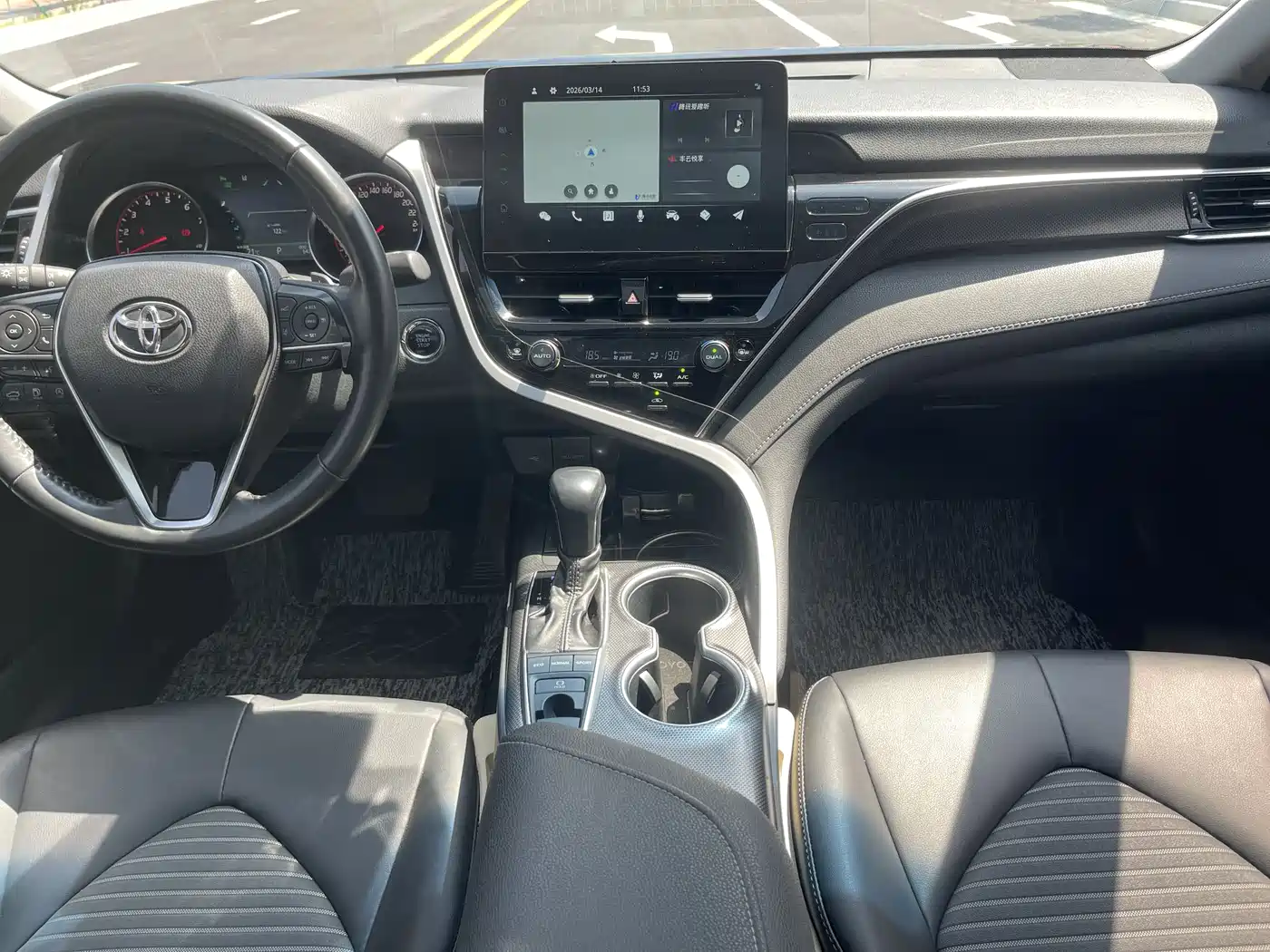 Toyota Camry 2022 2.0S Knight Edition фото 8