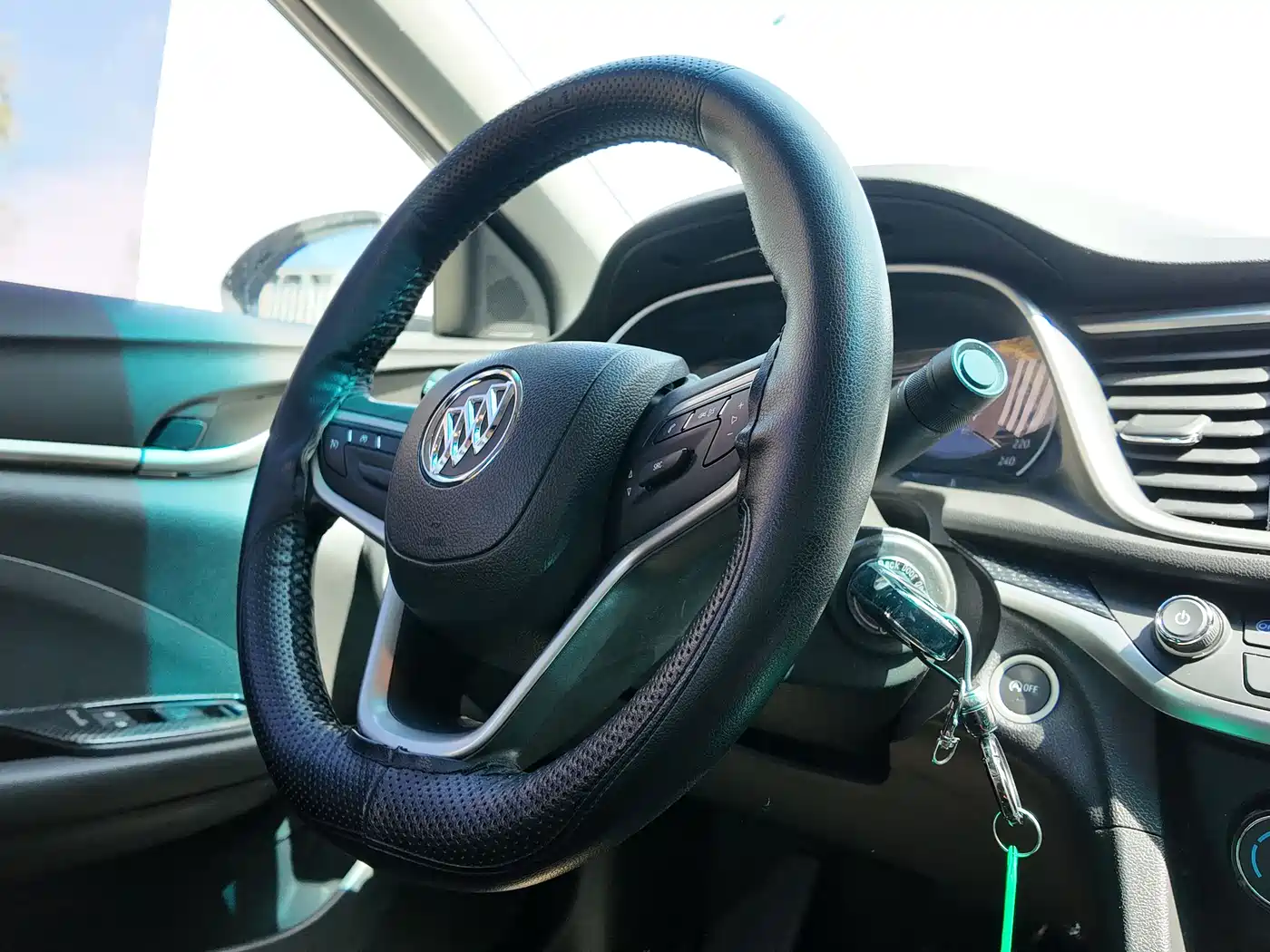 Buick Excelle 2021 Exemplar 1.5L Auto Elite фото 11