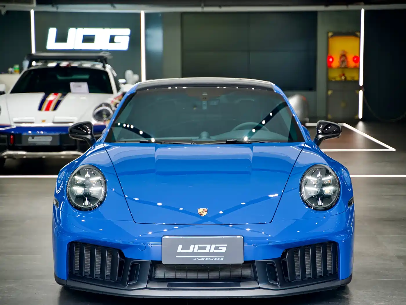 Porsche 911 2026 Carrera GTS 3.6T фото 14