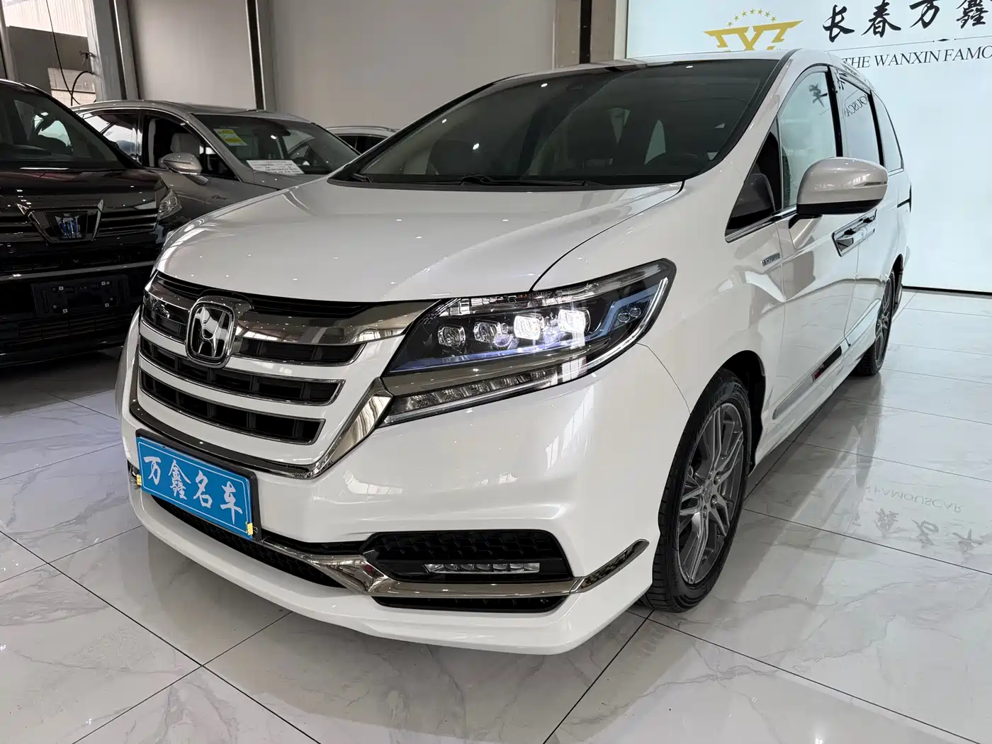 Honda Elysion 2019 2.0L Hybrid Luxury Edition