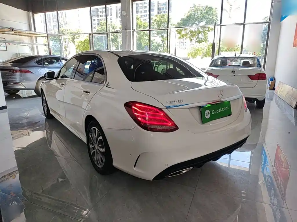 Фото 5 - Mercedes-Benz C-Class