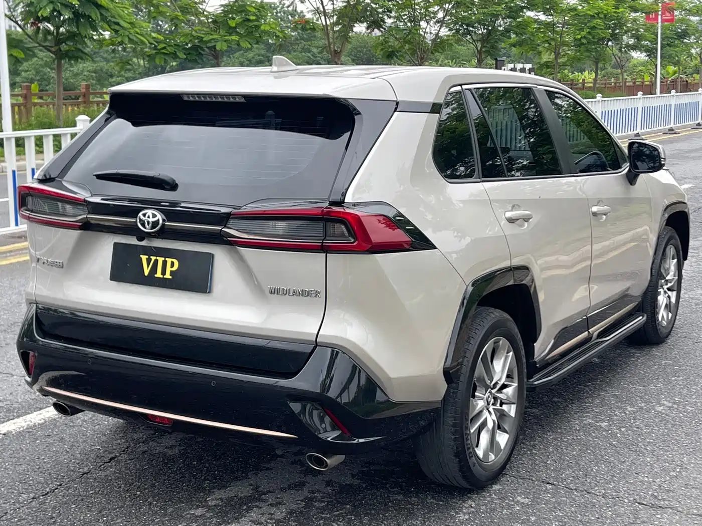 Toyota Wildlander 2024 2.0L CVT 2WD Urban Edition фото 4