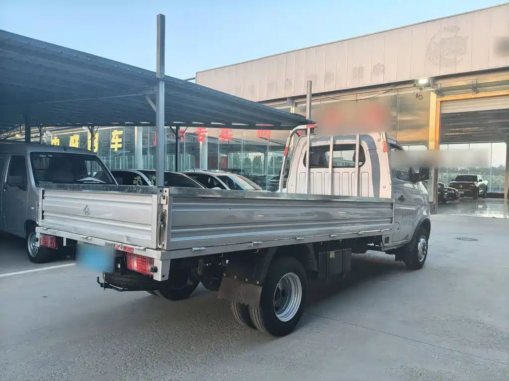 Changan Kuayue Kuayue King X3 2025 2022 1.6L Flagship PLUS Cargo Truck Single Row Dual Rear Wheels 3400mm Wheelbase 3.3m DAM16KR