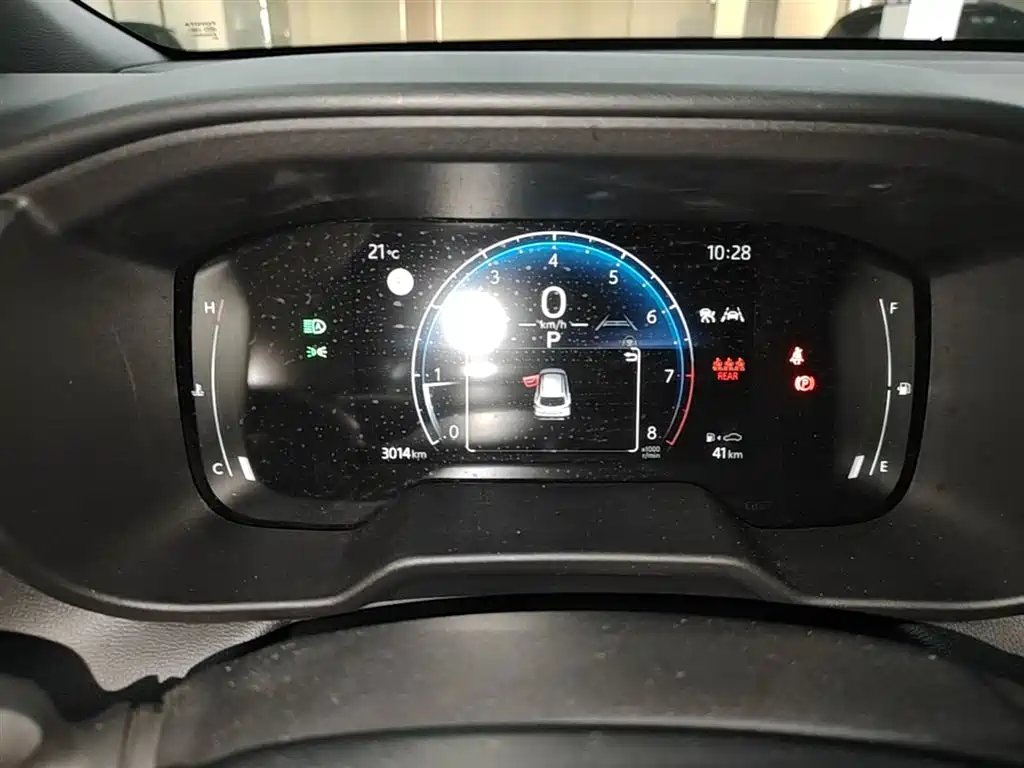 Toyota Corolla Cross 2025 2.0L Pioneer Edition фото 12