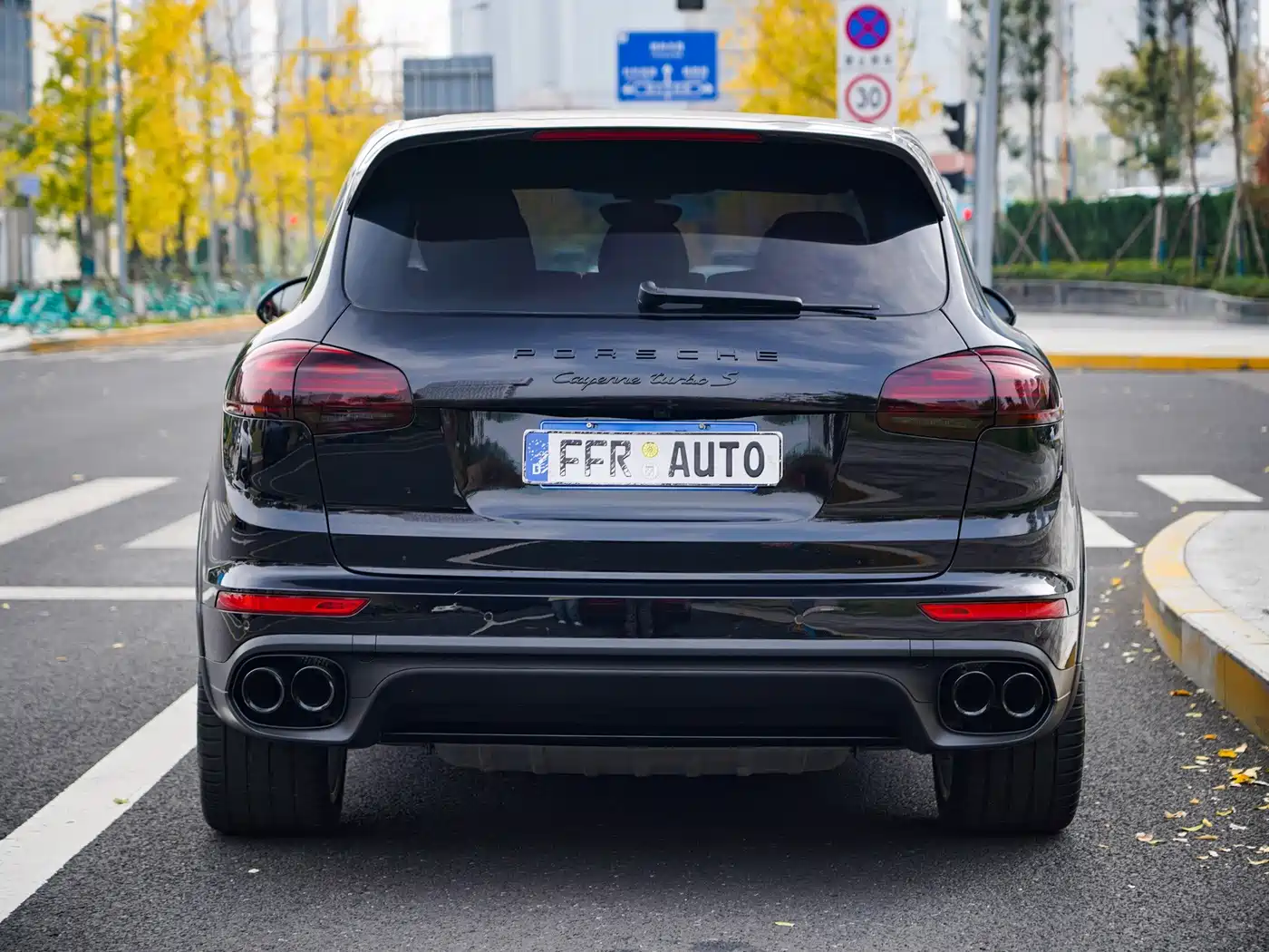 Фото 54 - Porsche Cayenne