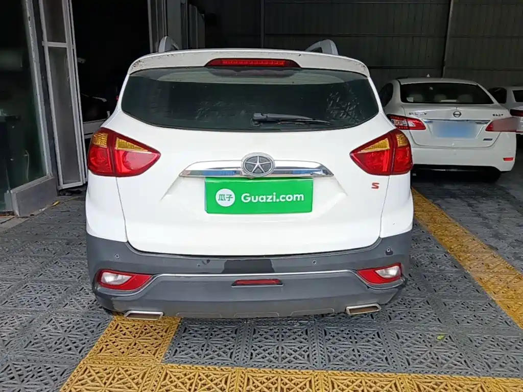 JAC Motors Refine S3 2016 2016 1.5L Manual Luxury Smart