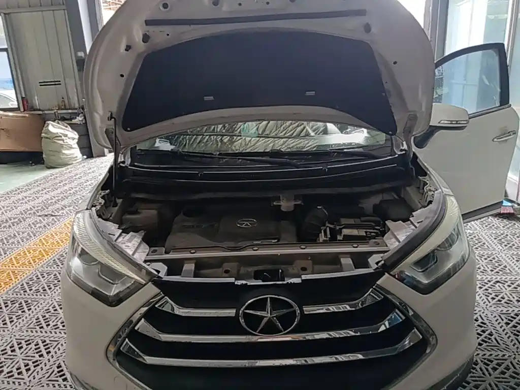 JAC Motors Refine S3 2016 2016 1.5L Manual Luxury Smart