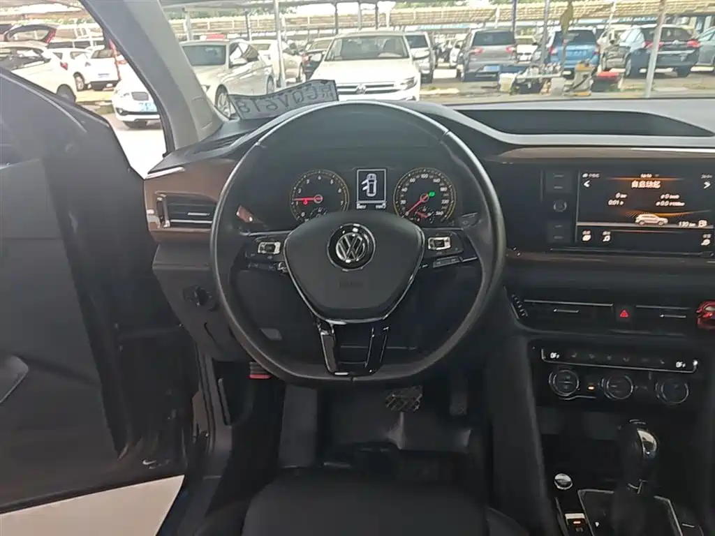Volkswagen Tharu 2019 280TSI 2WD Luxury Edition China V фото 11
