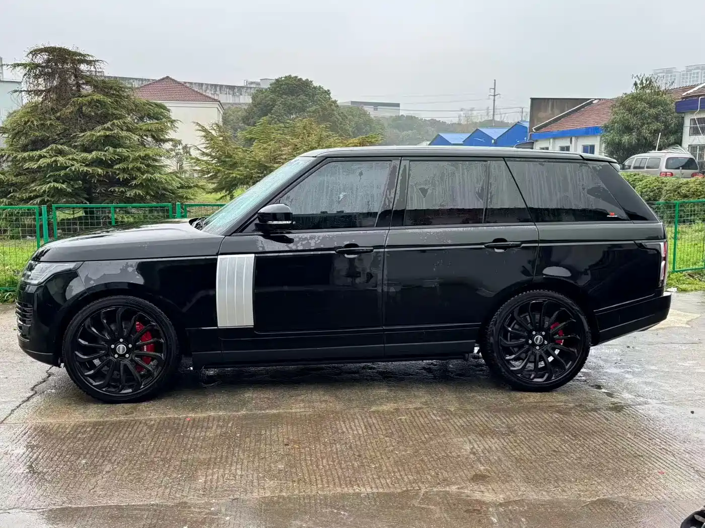 LAND ROVER RANGE ROVER