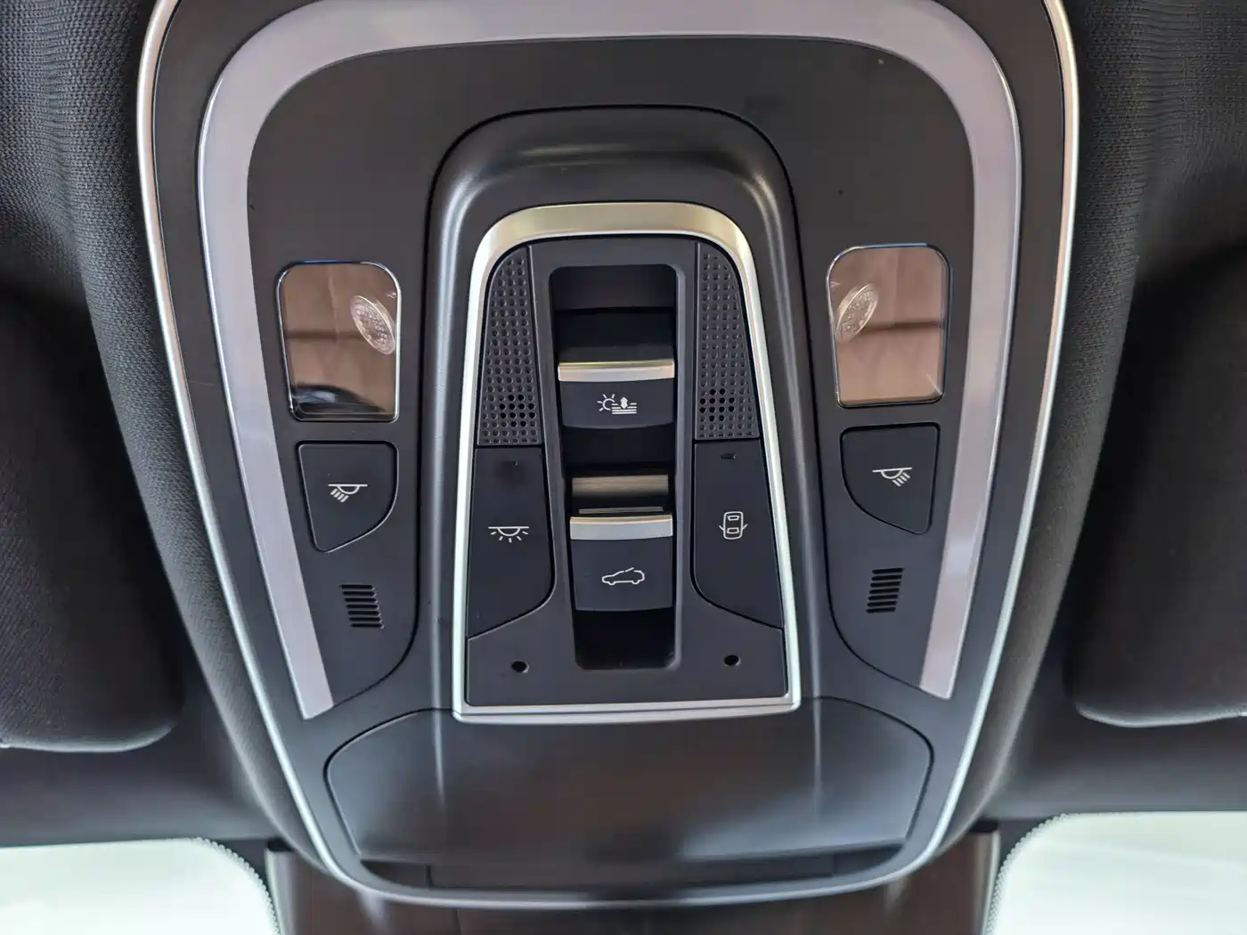 BYD Tang New Energy 2023 Model DM-i Champion Edition 112KM Premium фото 24