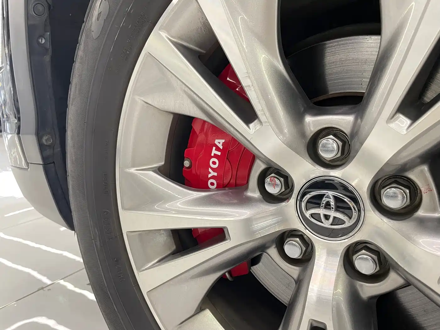 Toyota Highlander 2018 2.0T 4WD Elite 7-seater China VI фото 41