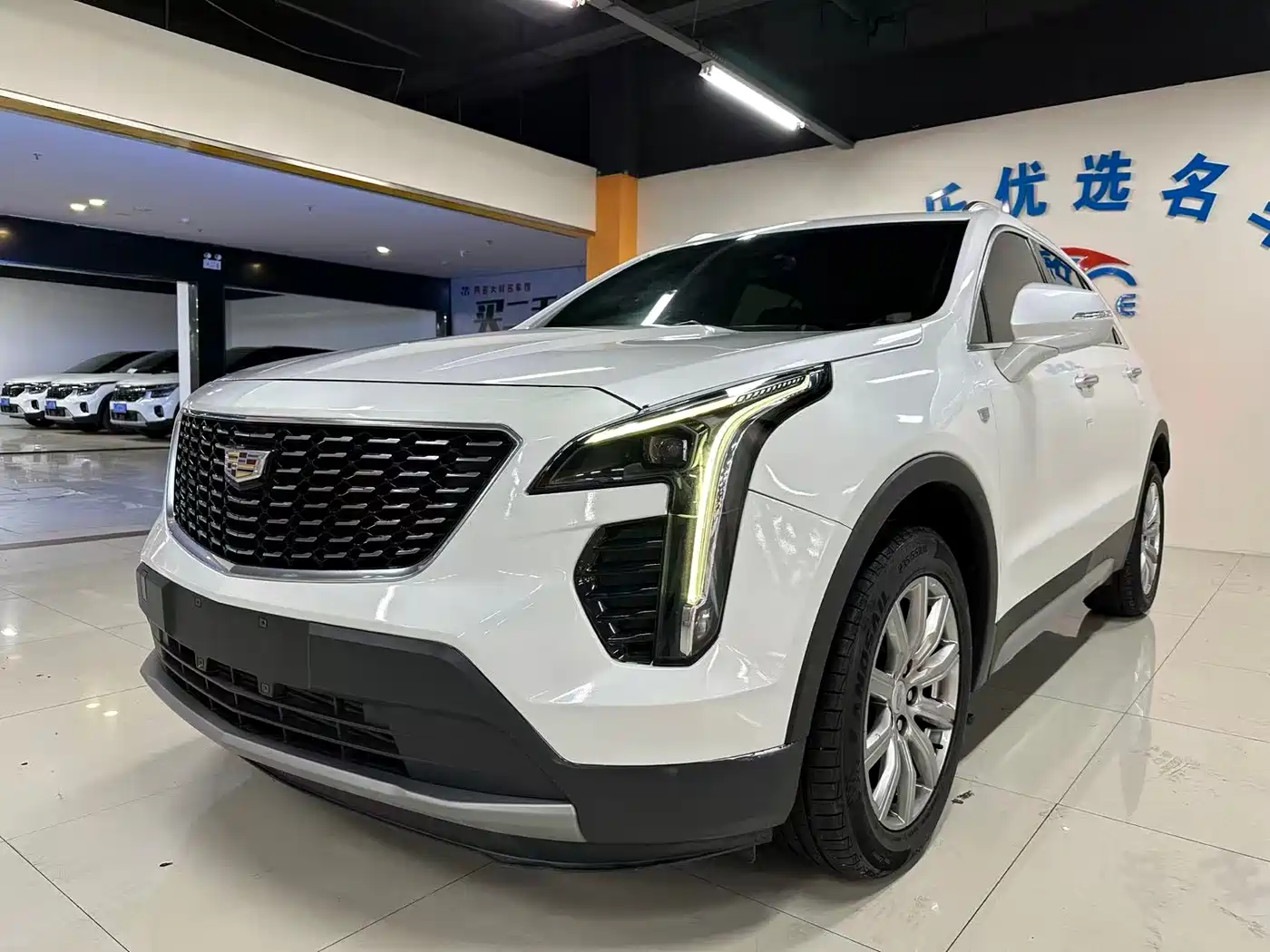 Cadillac XT4 2020 28T FWD Leading Trim