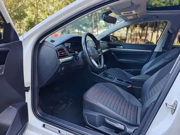 Volkswagen Lavida 2023 280TSI DSG Starlight Comfort Edition фото 5