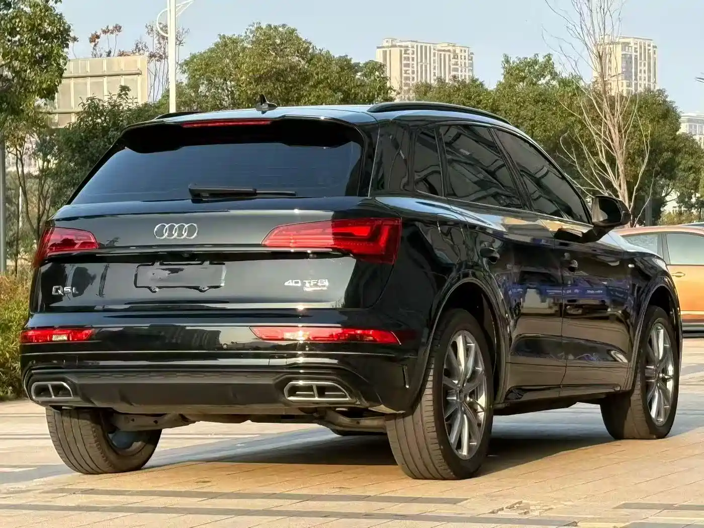 Audi Q5L 2023 40T Luxury Dynamic фото 7